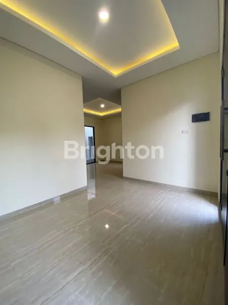 image RUMAH MINIMALIS MODERN LUX CITRALAND UTAMA INTERNATIONAL VILLAGE (3)