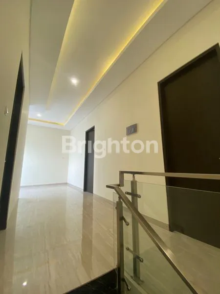 image RUMAH MINIMALIS MODERN LUX CITRALAND UTAMA INTERNATIONAL VILLAGE (7)