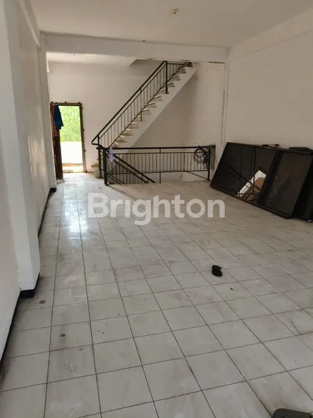 image RUKO  3.5 LANTAI DI RAYA NGAGEL (8)