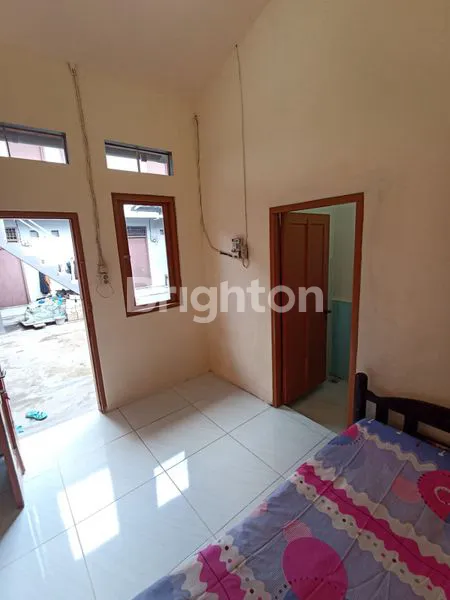 image RUMAH UTAMA + KOST PENGHASILAN, LOKASI PREMIUM TANGERANG (6)