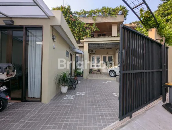 image RUMAH STRATEGIS 200M² FULL FURNISHED BAMBU APUS (2)