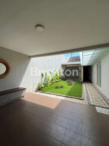 image RUMAH SIAP HUNI FULL RENOV DAN INTERIOR SEMI FURNISH CANTIK DEKAT WISATA BUKIT MAS, DIAN ISTANA, CITRALAND, GRAHA FAMILY, DLL (7)