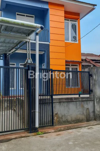 image RUMAH CANTIK MINIMALIS 2 LANTAI SIAP HUNI (2)