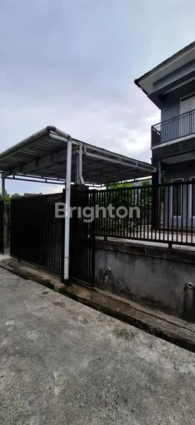 image RUMAH CANTIK MINIMALIS 2 LANTAI SIAP HUNI (1)