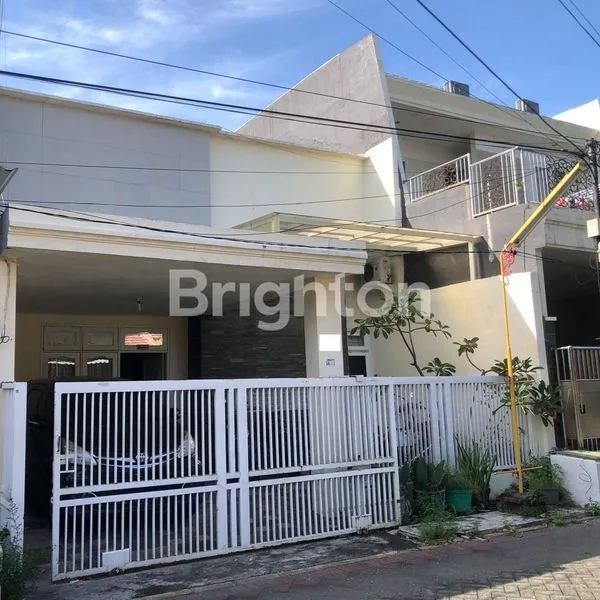 image RUMAH STRATEGIS SURABAYA TIMUR (1)