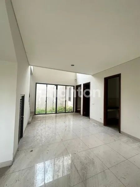 image RUMAH PRESTIGIA EMINENT BSD CITY (3)