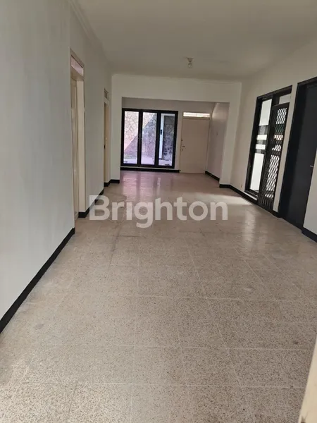 image DISEWAKAN RUMAH SIAP HUNI DARMO PERMAI UTARA (2)