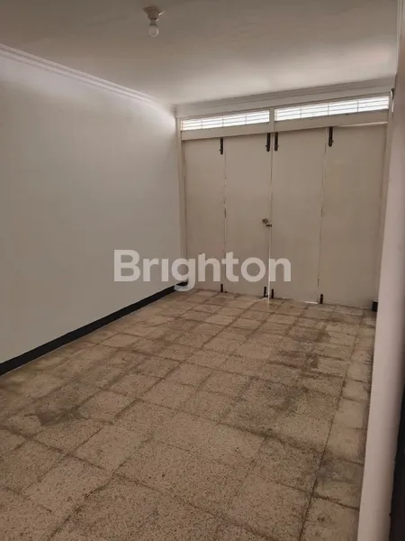 image DISEWAKAN RUMAH SIAP HUNI DARMO PERMAI UTARA (6)