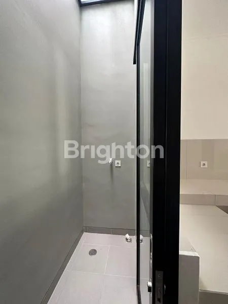 image RUMAH 2 LT DI CLUSTER FLORIDA PIK2 (4)