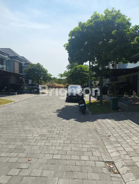 image DIJUAL RUMAH MEWAH MINIMALIS TERAWAT MURAH GRAHA NATURA SURABAYA (5)