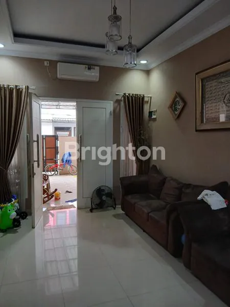 image DIJUAL  RUMAH MEWAH 180M² DEKAT UI JAGAKARSA (6)