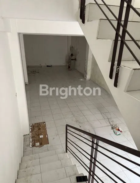 image DISEWAKAN RUKO 2 LANTAI DI KEROBOKAN BALI (4)