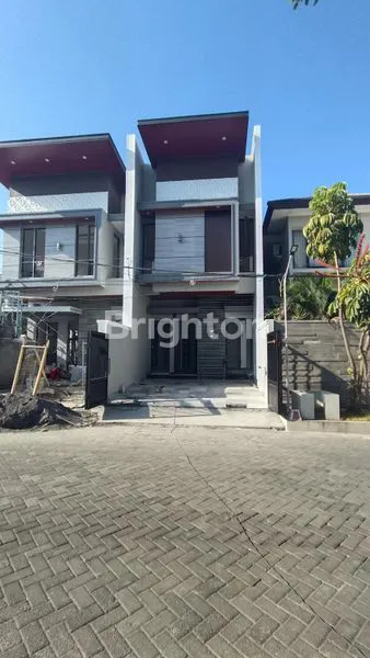 image RUMAH BARU GRESS DI MANYAR ROW JALAN 4 MOBIL DEKAT SEKOLAH PETRA (2)