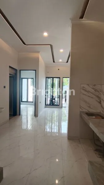 image RUMAH BARU GRESS DI MANYAR ROW JALAN 4 MOBIL DEKAT SEKOLAH PETRA (4)