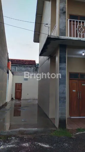 image RUMAH SEWA DUA LANTAI UMGARAN TIMUR ISTIMEWA (3)