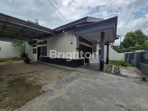 image RUMAH STRATEGIS 3KT + GARASI 3 MOBIL (2)