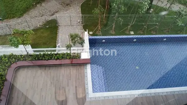 image SOHO CORNELL FULL FURNISHED VIEW POOL (4)