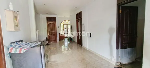 image RUMAH 2 LANTAI DI KAWASAN PREMIUM RENON – PUSAT KOTA DENPASAR (4)