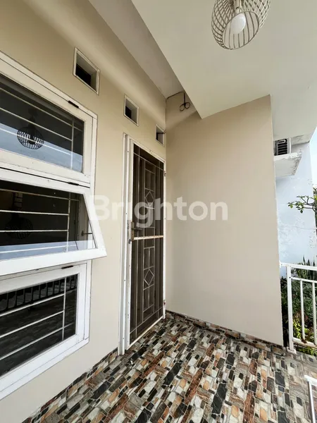 image DIJUAL RUMAH SIAP HUNI DI PONDOK KELAPA, DUREN SAWIT, JAKARTA TIMUR SEMI FURNISHED (2)