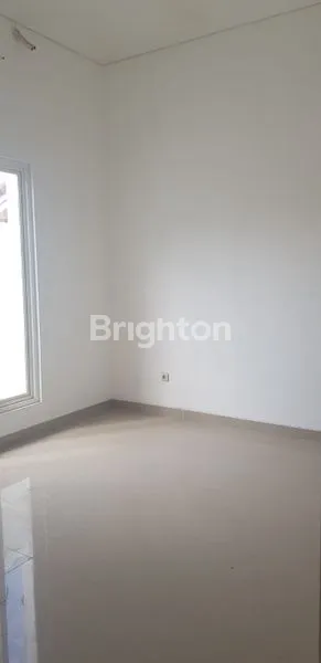 image RUMAH 2 LANTAI DI INTERNATIONAL VILLAGE I CITRALAND (3)