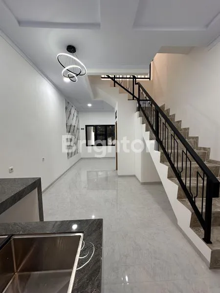 image RUMAH BARU 3 LANTAI – TANJUNG DUREN BARAT  JAKARTA BARAT \\UD83C\\UDF1F (2)