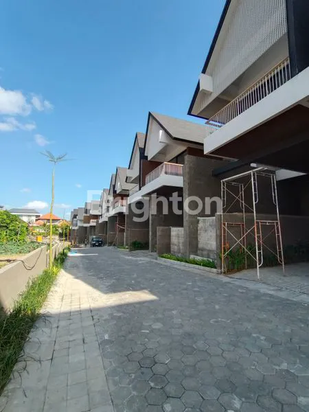 image VILLA EKSKLUSIF DAN  ELEGAN DUA LANTAI DI CANGGU BALI (8)