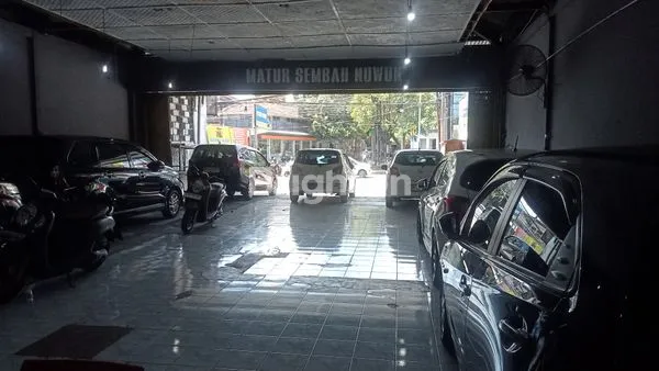 image GUDANG / SHOWROOM STRATEGIS GATOT SUBROTO DENPASAR (3)