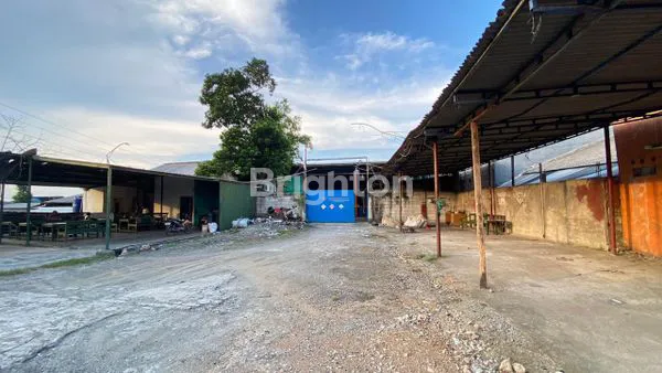 image TANAH DAN BANGUNAN GUDANG STRATEGIS DEKAT TOLL CIBUBUR (3)