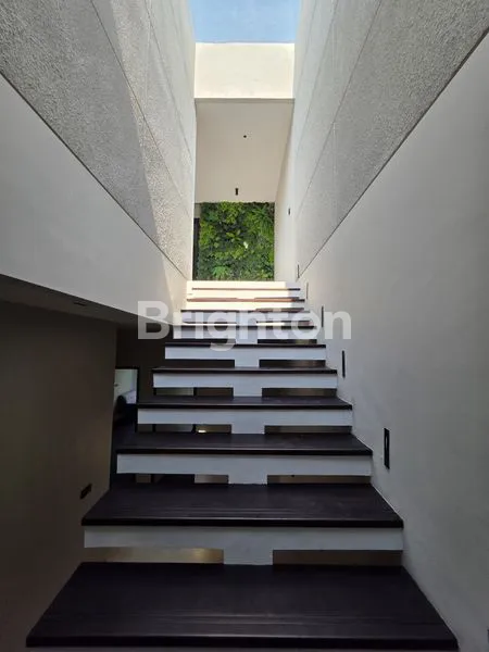 image JUAL CEPAT, BANGUNAN MANDIRI, MEWAH, MODERN ESTETIK, ALAM SUTERA (3)