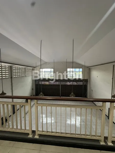 image TEMPAT USAHA SIAP RENOV PUCANG ANOM TIMUR, SURABAYA TIMUR (5)