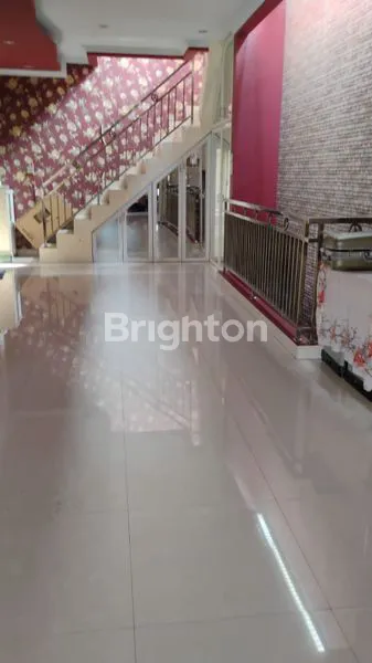 image RUMAH 3 LANTAI SIAP HUNI DI ROYAL TAJUR BOGOR – DESAIN MODERN, LOKASI ASRI & STRATEGIS! (6)