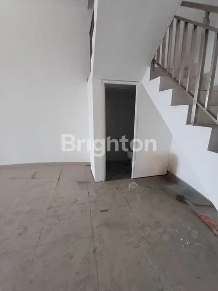 image RUKO STRATEGIS KEROBOKAN, 2 LANTAI SHM (4)