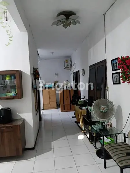 image JUAL RUMAH 2 LANTAI BABATAN PILANG FULL FURNISHED WIYUNG SURABAYA BARAT (6)