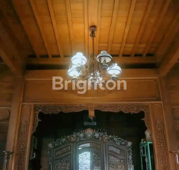 image RUMAH MEWAH FULL KAYU JATI DI SEMARANG TIMUR (5)