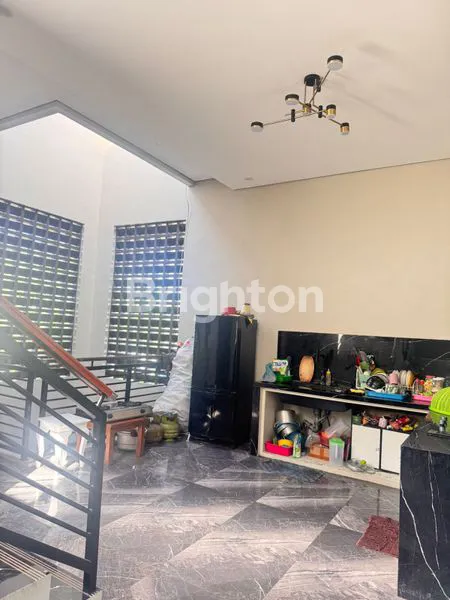 image RUMAH MINIMALIS 3 LANTAI PLUS ROOFTOP  (8)