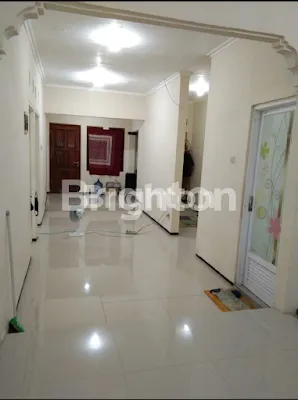 image RUMAH CANTIK TENGAH KITA SIDOARJO (1)