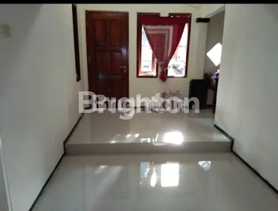 image RUMAH CANTIK TENGAH KITA SIDOARJO (3)