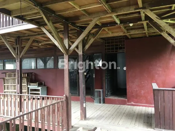 image RUMAH BERNUANSA ETNIK DI DAU KABUPATEN MALANG  (6)