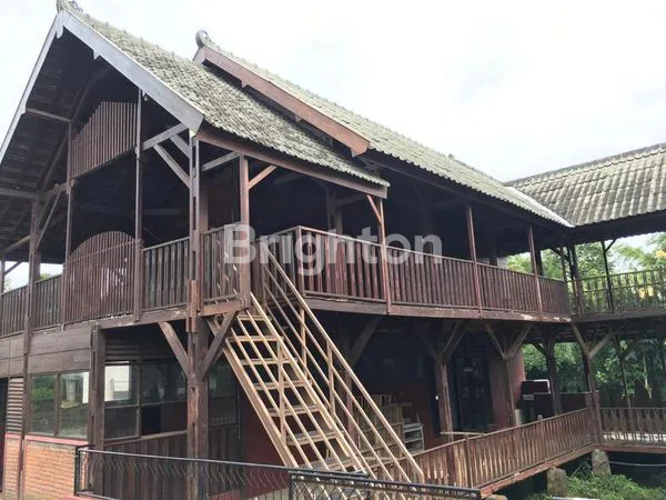 image RUMAH BERNUANSA ETNIK DI DAU KABUPATEN MALANG  (7)