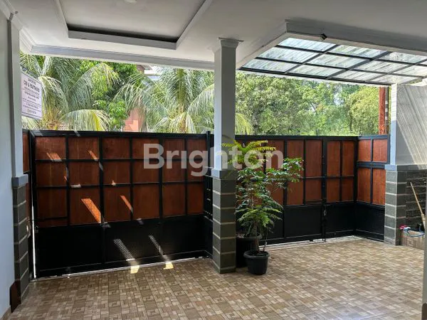 image RUMAH CANTIK NYAMAN 2 LANTAI DI LIMUS PRATAMA REGENCY (2)