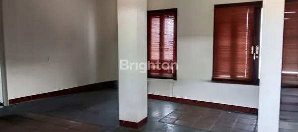 image GEDUNG ROOFTOP 2,5 LANTAI VIEW LAUT, DI JL. UTAMA ULUWATU JIMBARAN (4)