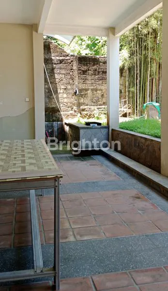 image GEDUNG ROOFTOP 2,5 LANTAI VIEW LAUT, DI JL. UTAMA ULUWATU JIMBARAN (8)