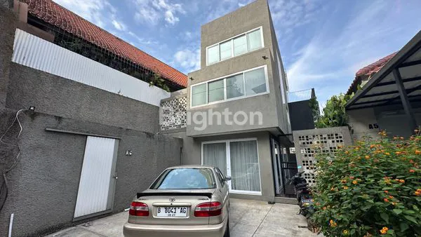 image RUMAH SIAP HUNI DI CIGADUNG GREENLAND A6 – VIEW BALKON MENAWAN (1)