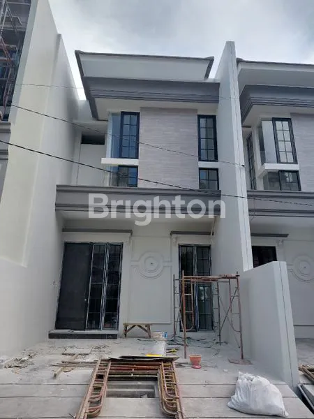image RUMAH 2 LANTAI LT 84 LB 130 DI SURABAYA (1)