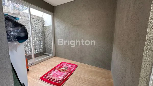 image RUMAH SIAP HUNI DI CIGADUNG GREENLAND A6 – VIEW BALKON MENAWAN (7)