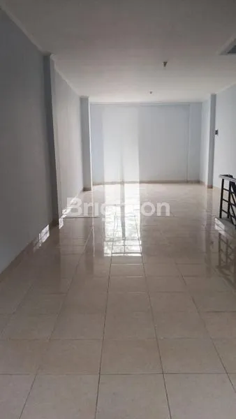 image RUKO PARAMONT (3)