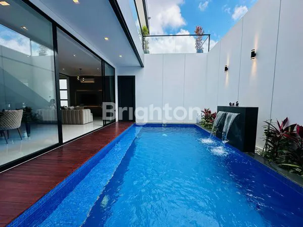 image FOR SALE LUXURIOUS MODERN VILLA IN CANGGU (2)
