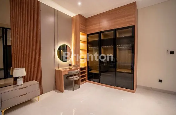 image FOR SALE LUXURIOUS MODERN VILLA IN CANGGU (7)