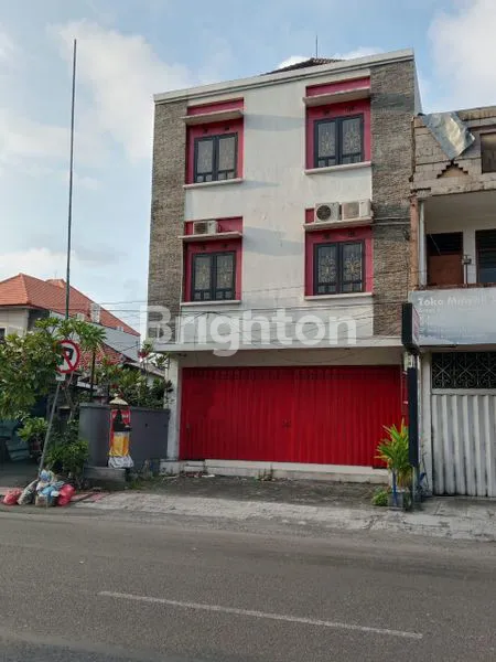 DISEWAKAN RUKO 3 LANTAI DI PUSAT LOTA DEMPASAR