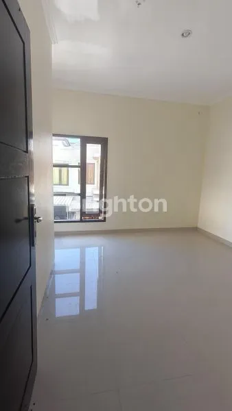 image RUMAH TINGGAL 2 LANTAI MINIMALIS KOSONGAN SIAP HUNI DIKOMPLEK PERUMAHAN DIAREA GATSU DENPASAR BARAT. (8)